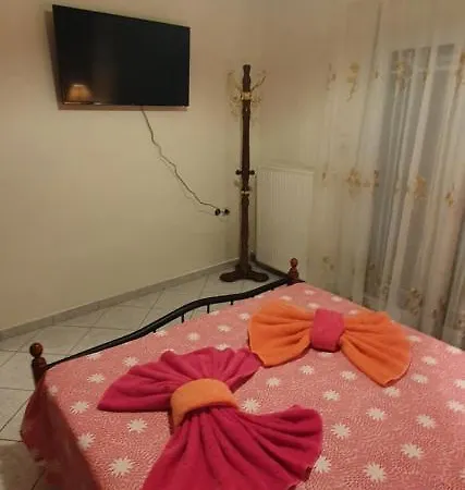 Panos 2 Apartment *