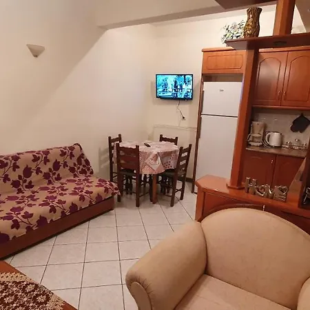 Panos 2 *